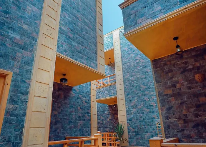 Hotel Neom
