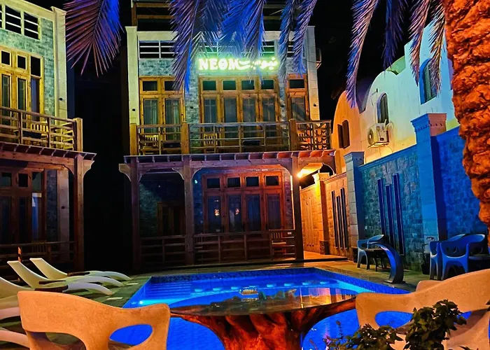 Hotel Neom