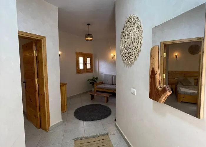 Hotel Neom